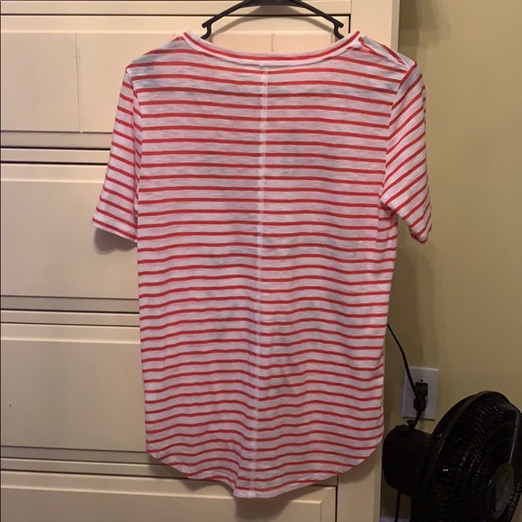 Red, white and blue shirt - Picture 2 of 3